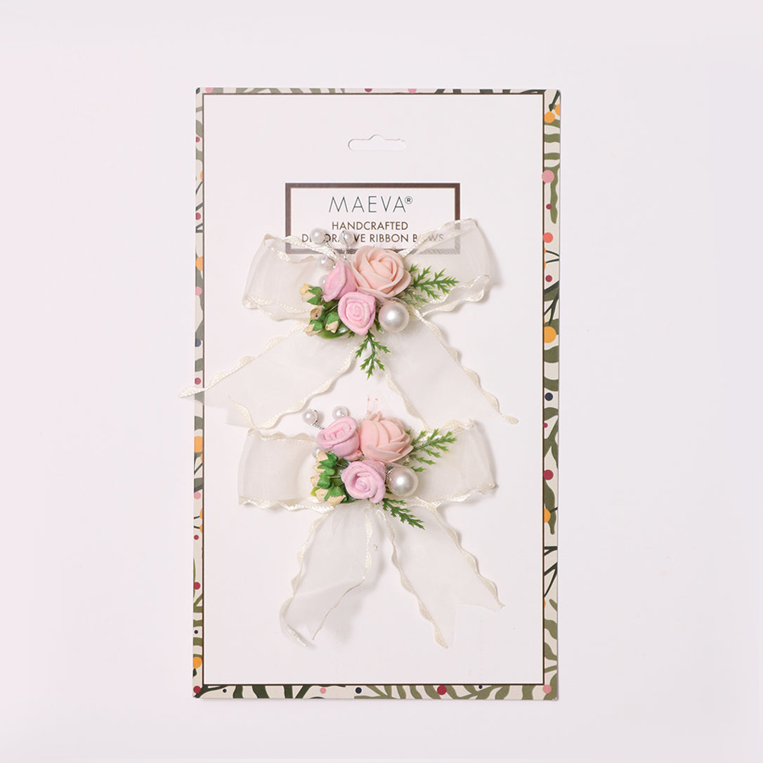 White Floral Gift Embellishment | Floral Gift Wrap