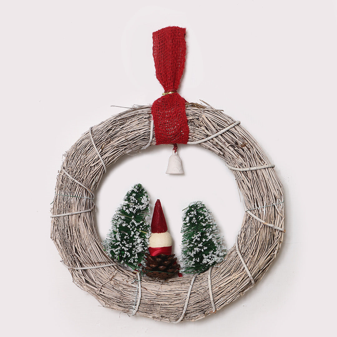 Sweet Holiday Wreath